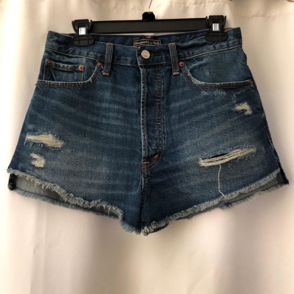 ABERCROMBIE & FITCH Button-Up Denim Shorts
